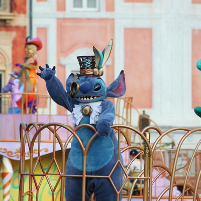 スティッチのいとことは？