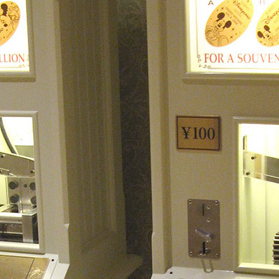 ディズニーホテル内でもスーベニアメダルが作れちゃいますよ！