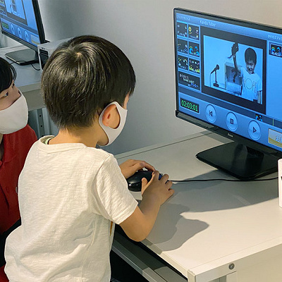 ユーチューバーホワイト/グリーン