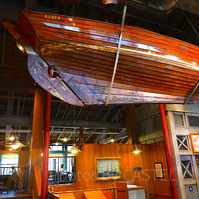 アミティ・ランディング・レストラン：店内