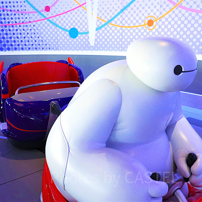 アトラクション「ベイマックスのハッピーライド」 