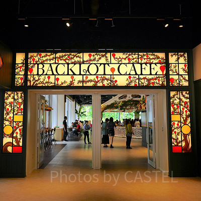 バックロットカフェ