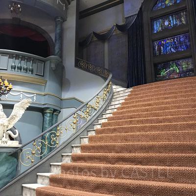 美女と野獣の城の内部