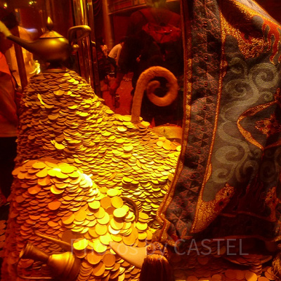 ロビーに置かれている「美女と野獣」のオブジェ