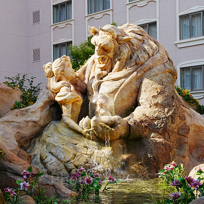 ローズコートのベルと野獣の岩