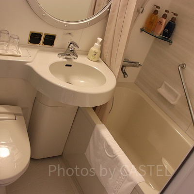 キャプテンズルームのお風呂とトイレ