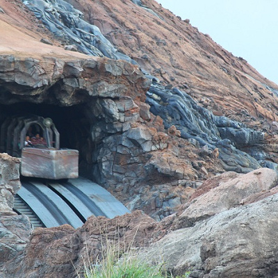 センターオブジアース