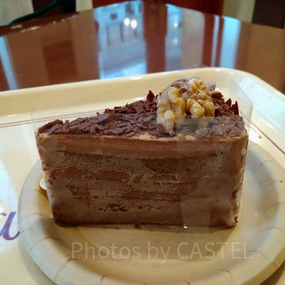 チョコレートケーキ ：750円