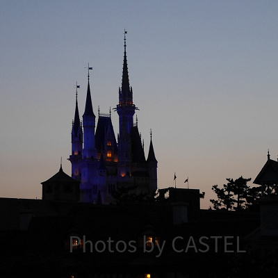 夕暮れのシンデレラ城