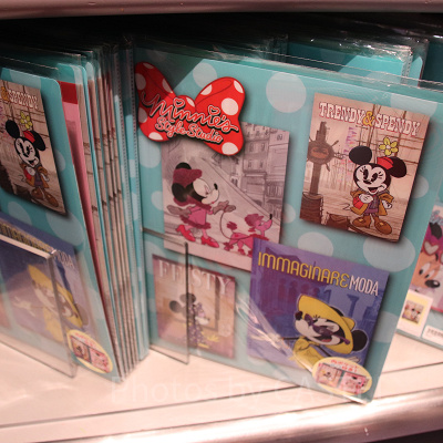 クリアホルダー