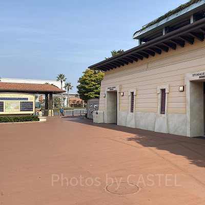 バス＆タクシーターミナル付近のコインロッカー（パーク外）