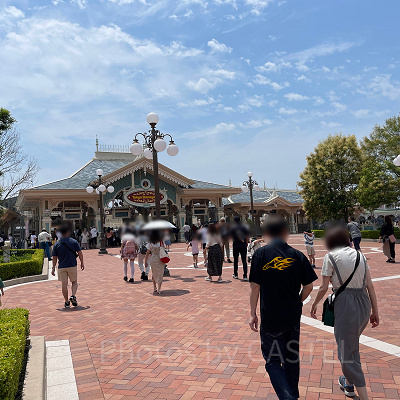 ディズニーランドの混雑状況