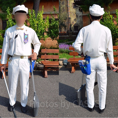 カストーディアルキャストのコスチューム