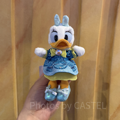 デイジーぬいぐるみバッジ(ディズニーシー25周年グッズ)