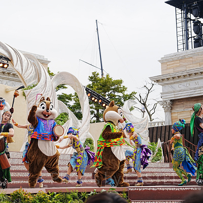 ダンス・ザ・グローブ！（ラフィキ＆チップとデール）