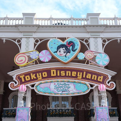 パーク内のデコレーション（2025年撮影）