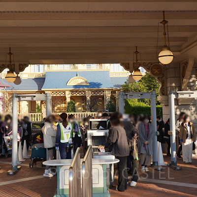 ディズニーの手荷物検査の流れ