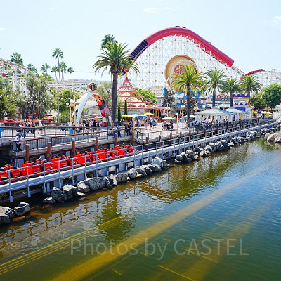 ディズニーカルフォルニアアドベンチャーのアトラクション：インクレディコースター