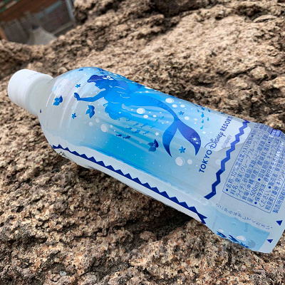 ディズニーの飲み物（ペットボトルのデザイン）