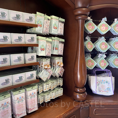 ディズニーリゾートの春をテーマにしたグッズ