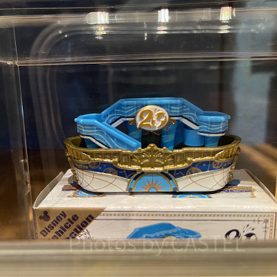 ディズニー・ビークル・コレクション〈トミカ〉（ディズニーシー20周年グランドフィナーレグッズ）