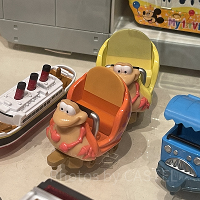 ディズニー･ビークル･コレクション〈トミカ〉（スカットルのスクーター）