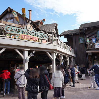 ディズニーランドチュロス：キャンプ・ウッドチャック・キッチン