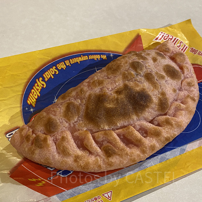 ディズニーランド食べ物：カルツォーネ