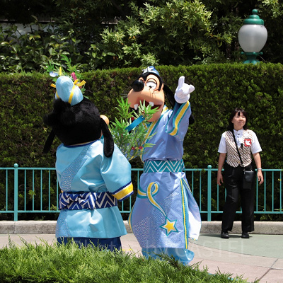 マックスに母親はいる？