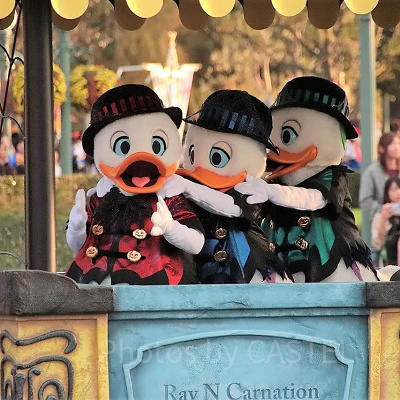 ドナルドの甥っ子ヒューイ・デューイ・ルーイも登場