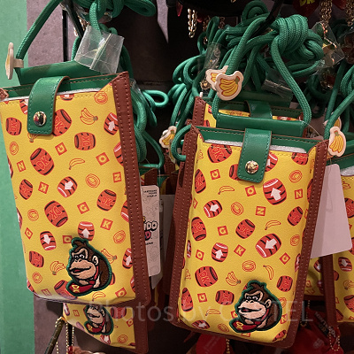 ドンキーコングスマートフォンポーチ