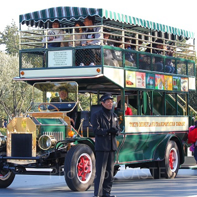 2階建てバスのオムニバス