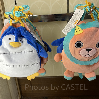 巾着ポーチ　ペンギン（左）キメラ長官（右）