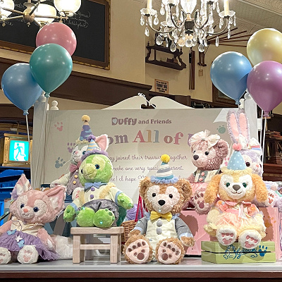 ダッフィー＆フレンズのフロム・オール・オブ・アスのスペシャルグッズ