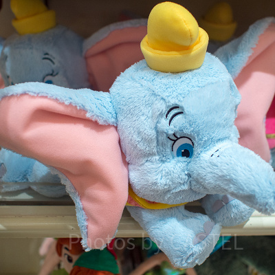 ダンボぬいぐるみ