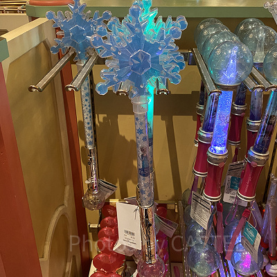 エルサの光るおもちゃ