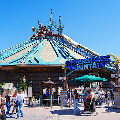 ハイパー・スペース・マウンテンの外観
