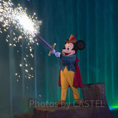 ファンタズミック！（ハリウッドスタジオ・夜）<br /> 設定：300㎜ SS1/60 F6.3 ISO640