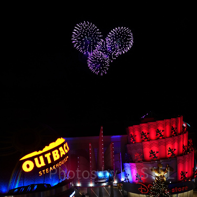 イクスピアリ最上階からみる花火の様子