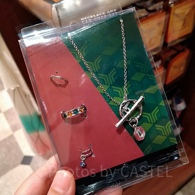 冨岡義勇のネックレス＆イヤーカフセット