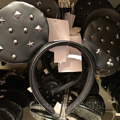 キラキラのスタッズがおしゃれ