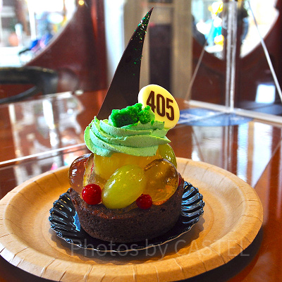 ゴン×ケーキ×チョコ（ユニバ×ハンターハンターグッズ）