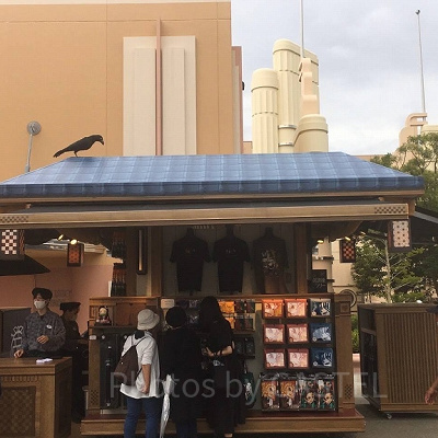 鬼滅の刃XＲライド前のグッズカート