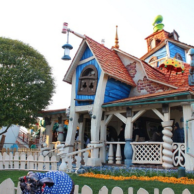 グーフィーの帽子が目印です