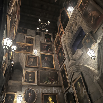 動く肖像画の廊下（ホグワーツ・キャッスルウォーク）