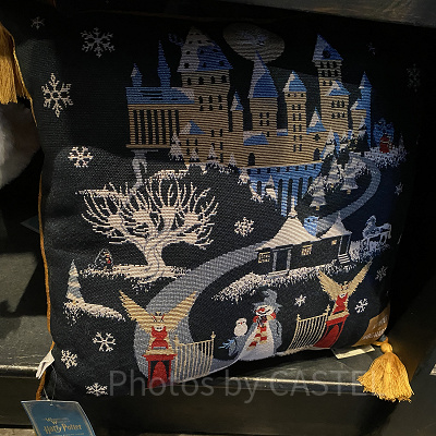 USJハリーポッター2024-2025冬グッズ：クッション