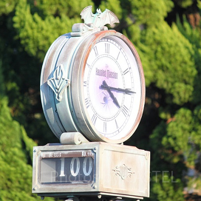 ホーンテッドマンションのファストパス発券機