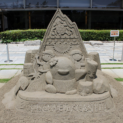 ハワイアンフェアのサンドアート。表と裏でデザインが違います