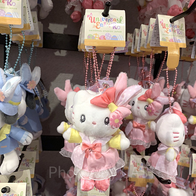 ハローキティのイースターマスコットキーチェーン