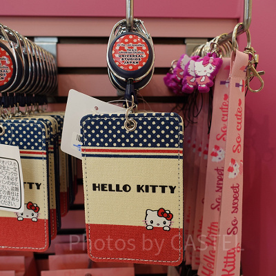 ハローキティのパスポートホルダー